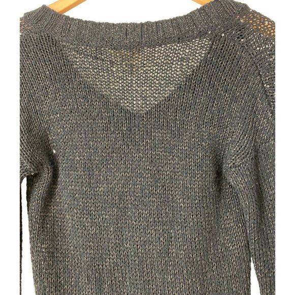 Women’s Mudd Black Embellished Pull Over V-neck Sweater Size M Jr 5400 Fitted - Picture 6 of 6